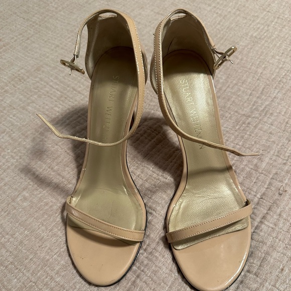 Perfect condition- Used - Picture 1 of 3